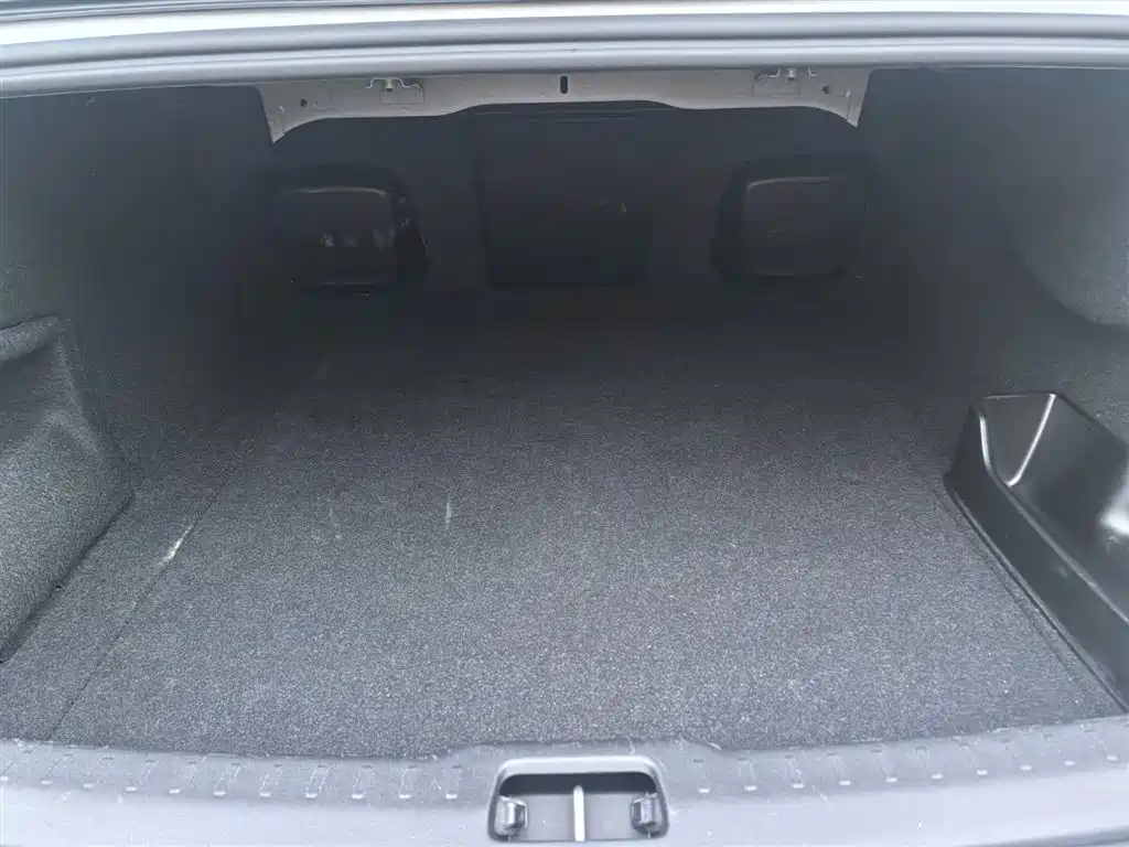 Volvo S90 PHEV 2025 — фото 16