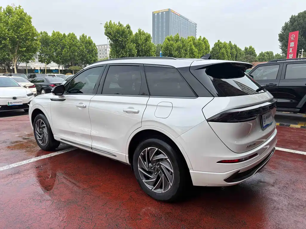Lincoln Corsair 2024