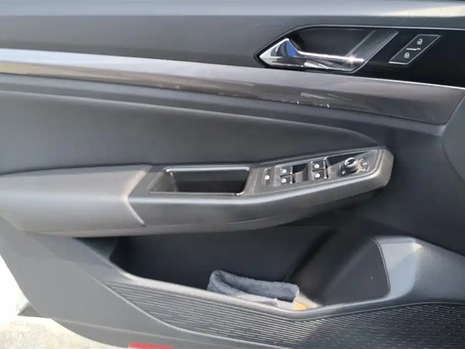 Volkswagen Bora 2021