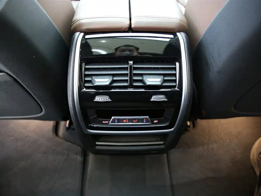 BMW X7 2020 — фото 12