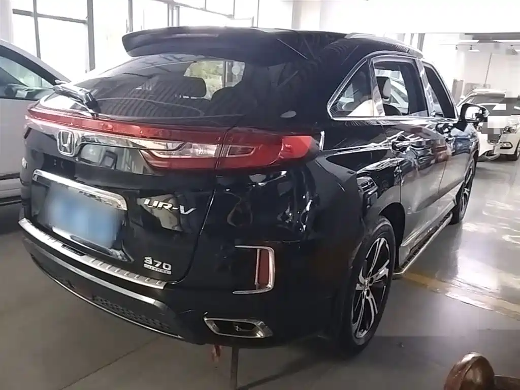 Honda UR-V 2018 — фото 7