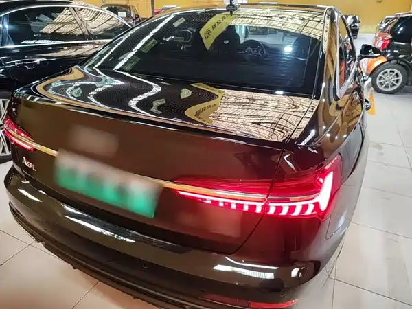 Audi A6L New Energy 2022
