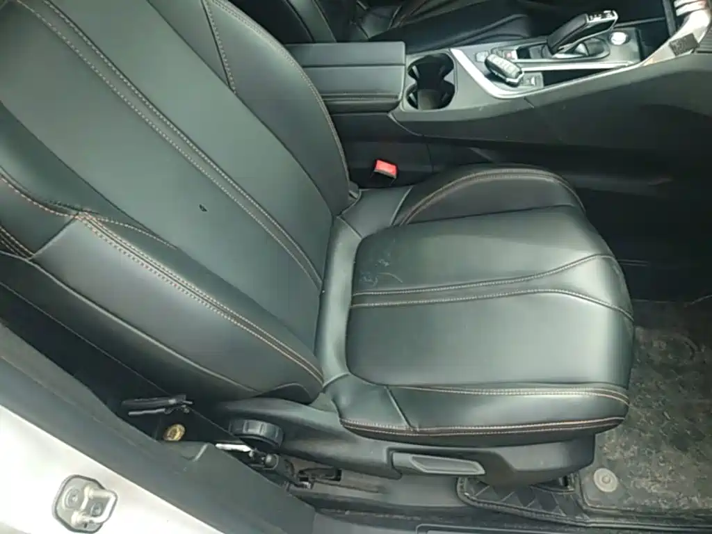 Peugeot 4008 EV 2021 — фото 25