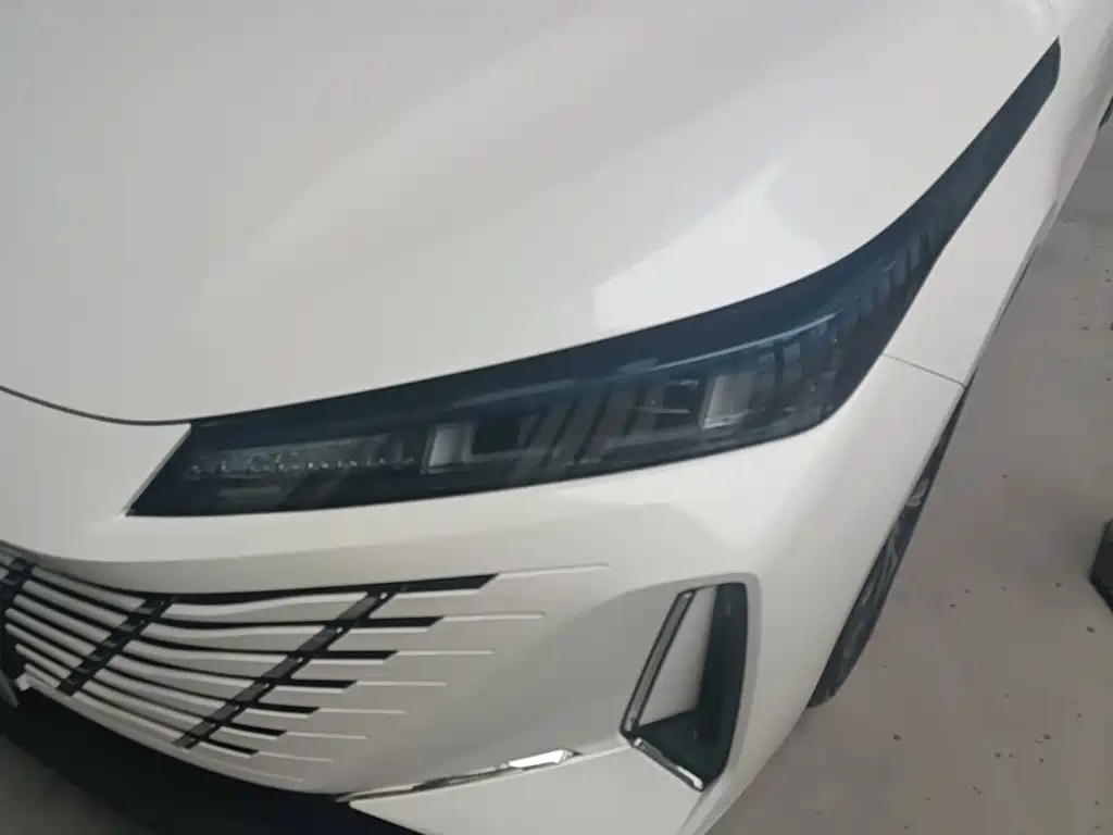 Changan Escape 2025 — фото 18