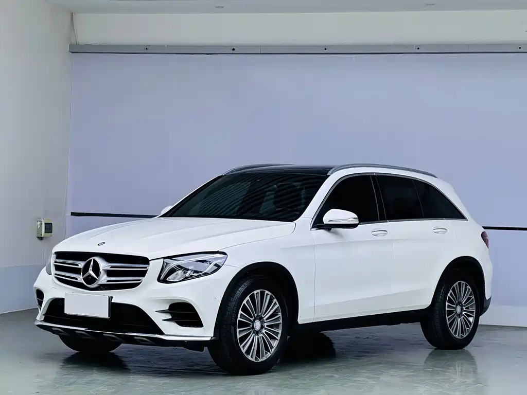 Mercedes-Benz GLC 2017 — фото 1