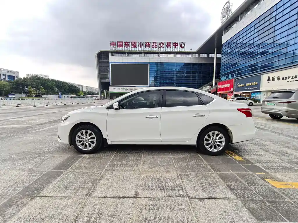 Nissan Sylphy 2018 — фото 4