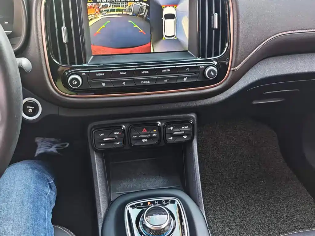 Aion Trumpchi GE3 2018 — фото 10