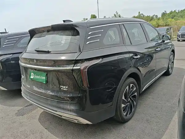 Hongqi HS7 PHEV 2024