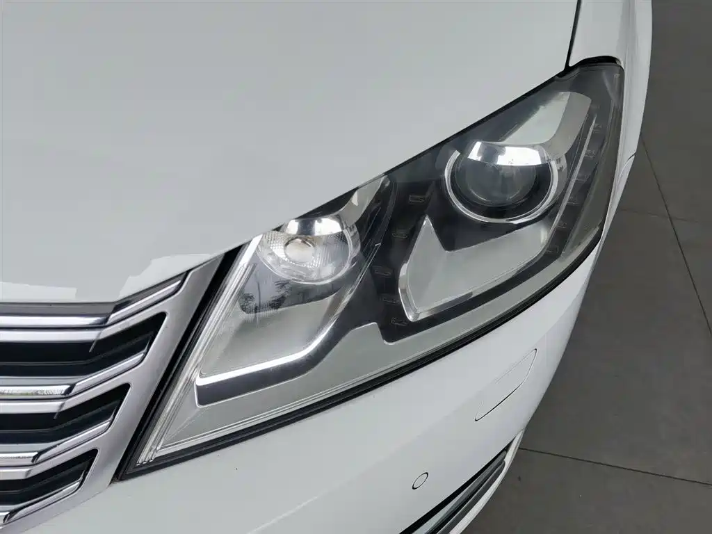 Volkswagen Magotan 2014