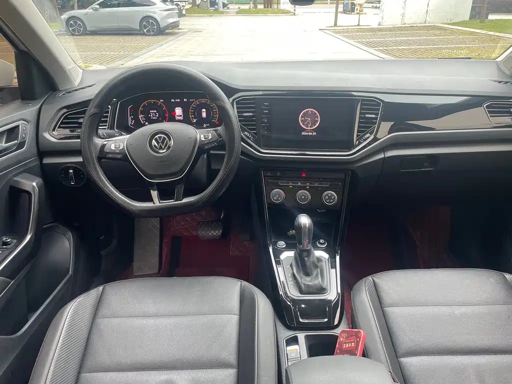 Volkswagen T-Roc 2021