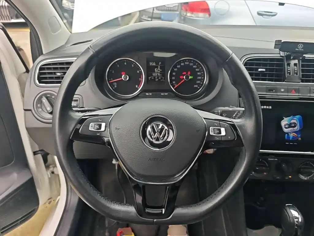 Volkswagen Polo 2019 — фото 11
