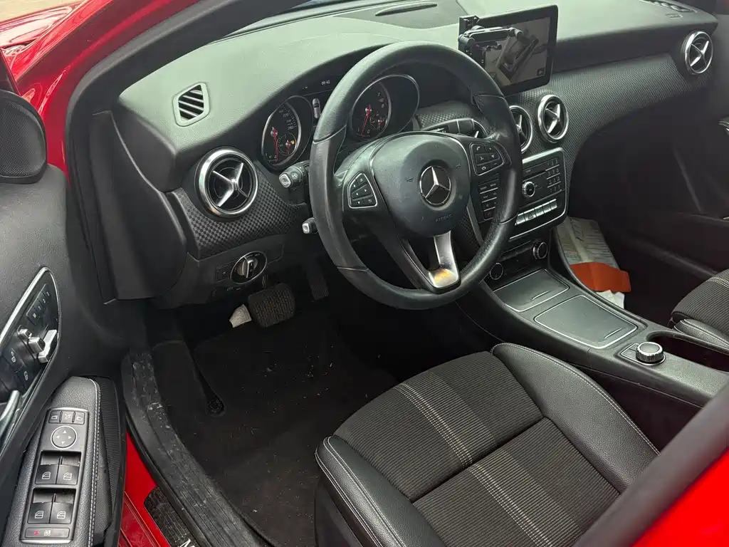 Mercedes-Benz A-Class 2018