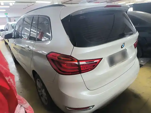 BMW 2 Series Wagon 2017