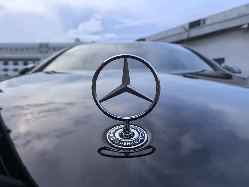 Mercedes-Benz E-Class 2025 — фото 16