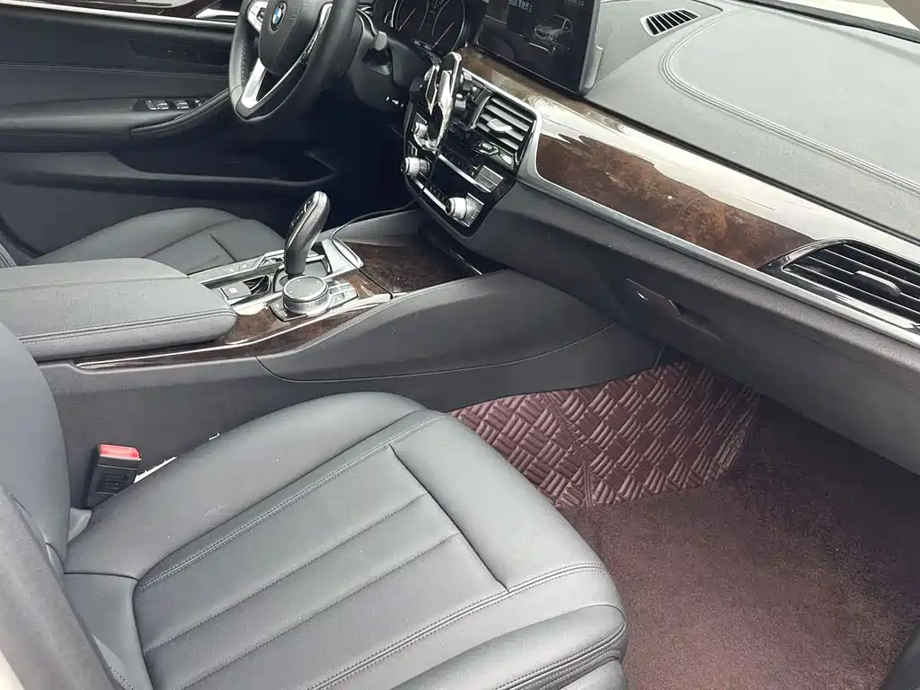 BMW 5 Series 2018