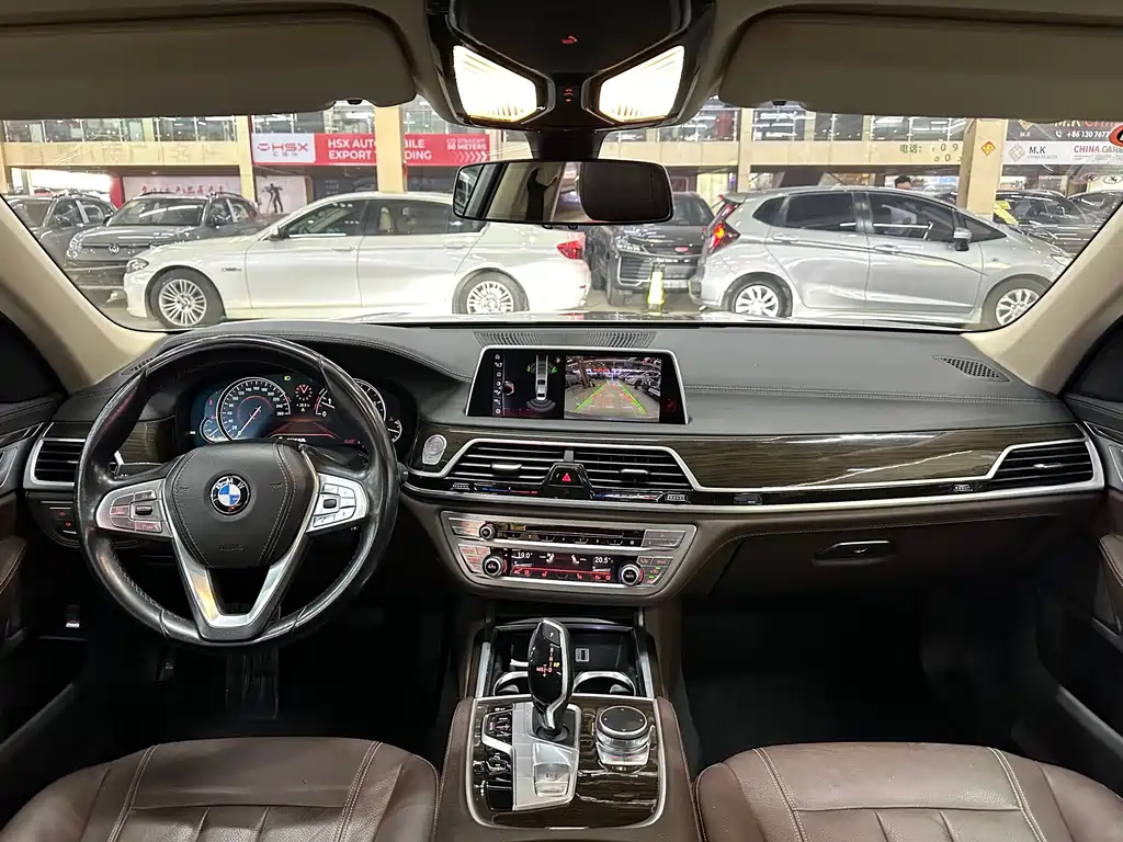 BMW 7 Series 2017 — фото 5
