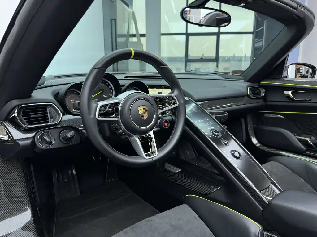 Porsche 918 Spyder 2015 — фото 33
