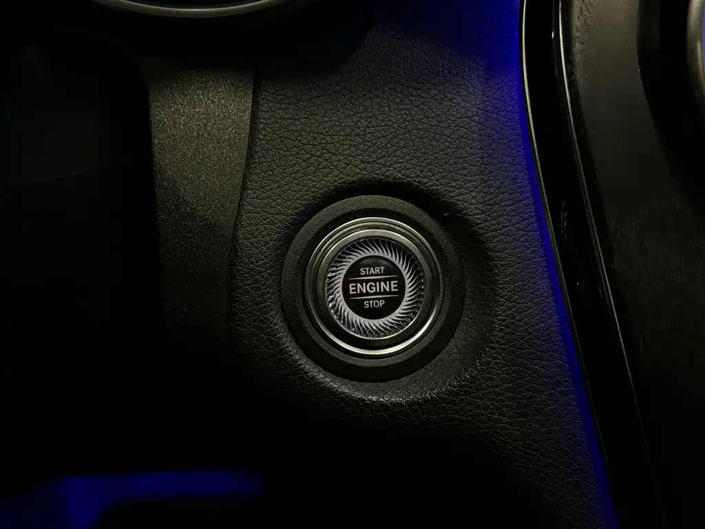 Mercedes-Benz C-Class 2020 — фото 15