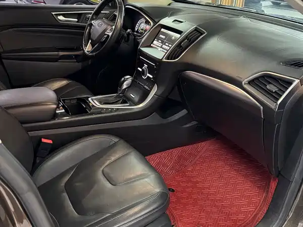 Ford Edge 2016