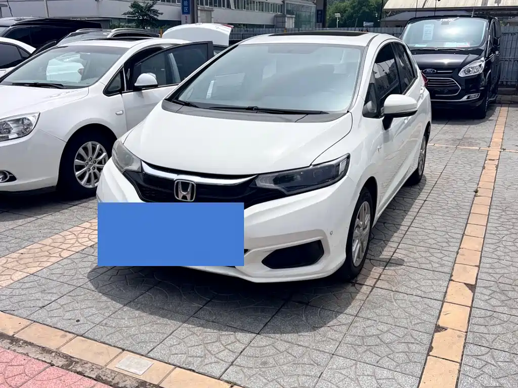 Honda Fit 2018 — фото 1
