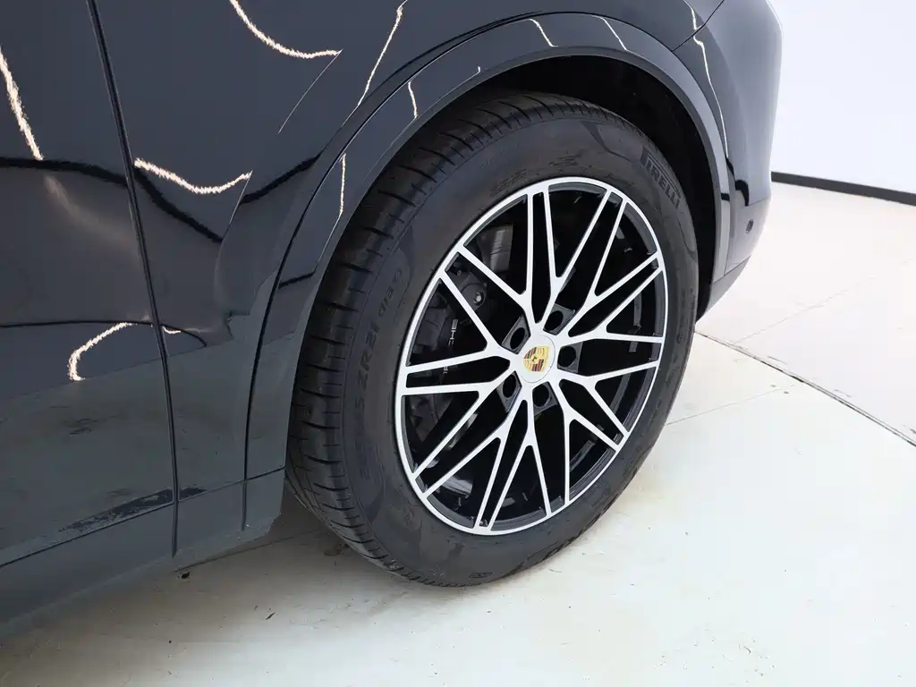 Porsche Cayenne 2024