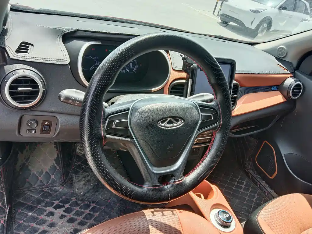 Chery QQ Little Ant 2019 — фото 16