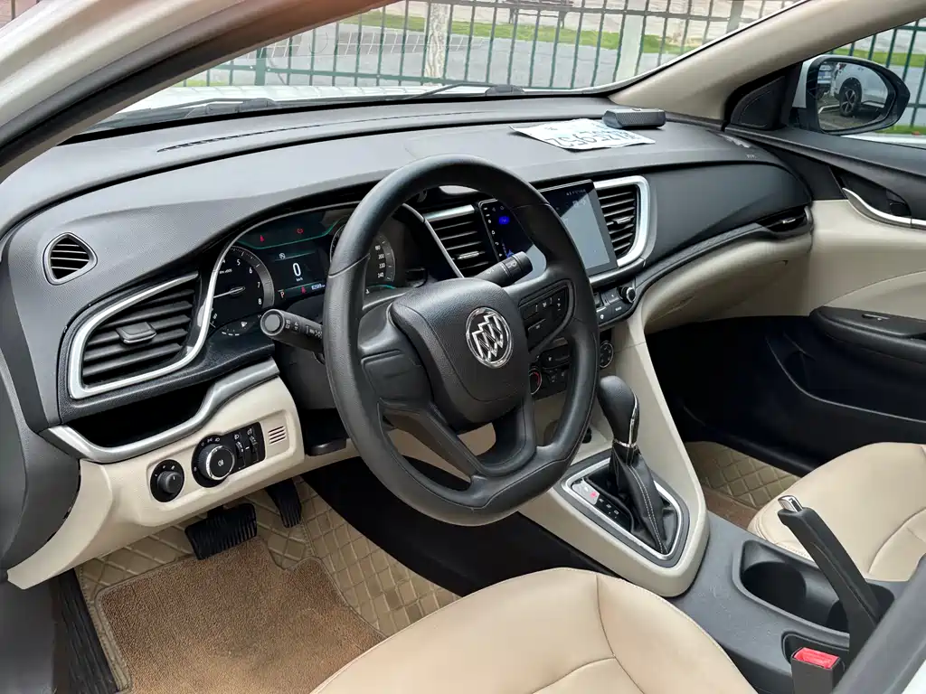 Buick Excelle 2016 — фото 9