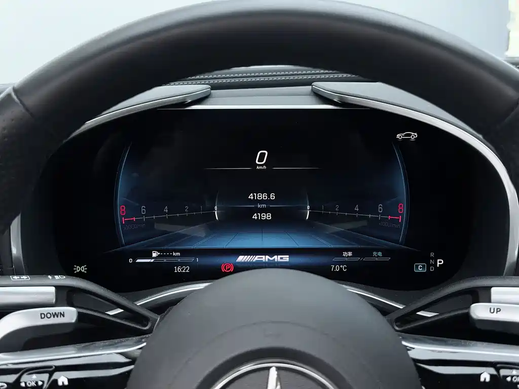 Mercedes-Benz SL-Class AMG 2025 — фото 21
