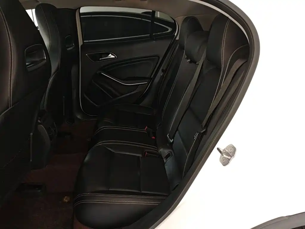 Mercedes-Benz GLA 2019 — фото 17