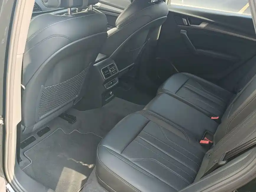Audi Q5L 2025