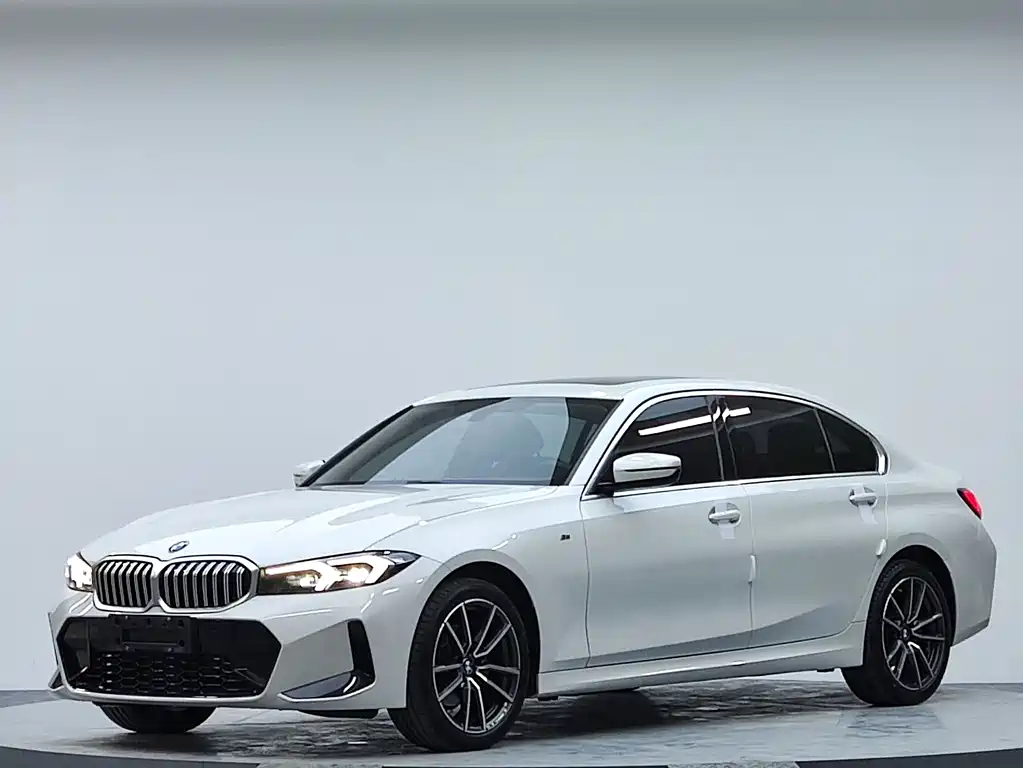 BMW 3 Series 2022