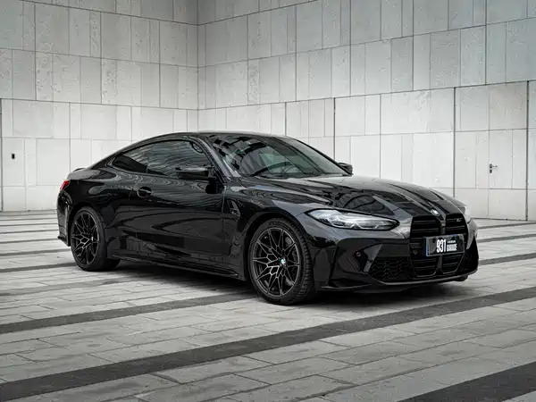 BMW M4 2022