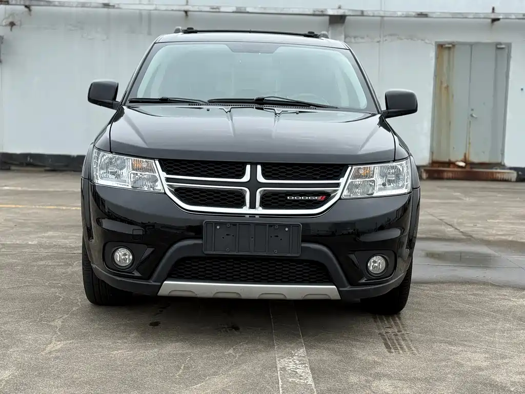 Dodge Journey 2015 — фото 2