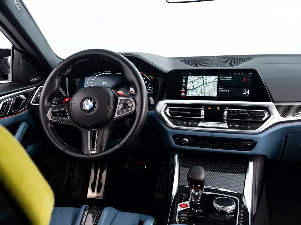 BMW M4 2023 — фото 25