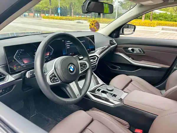 BMW 3 Series 2023