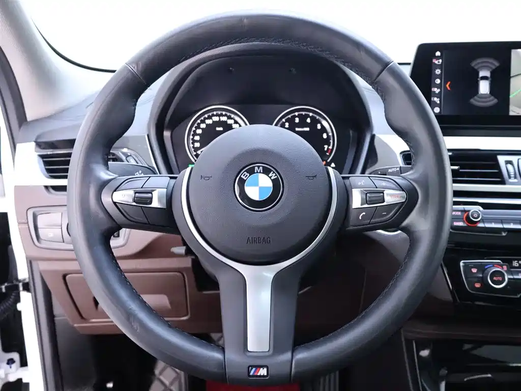 BMW X2 2022 — фото 16