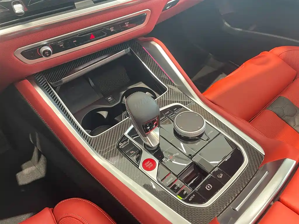 BMW X6 M 2025 — фото 13