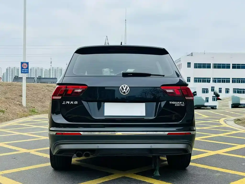 Volkswagen Tiguan L 2019 — фото 14