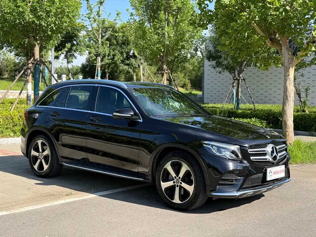 Mercedes-Benz GLC 2018 — фото 3