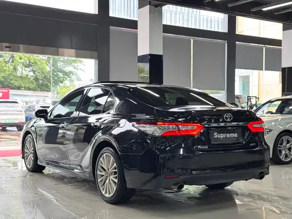 Toyota Camry 2019