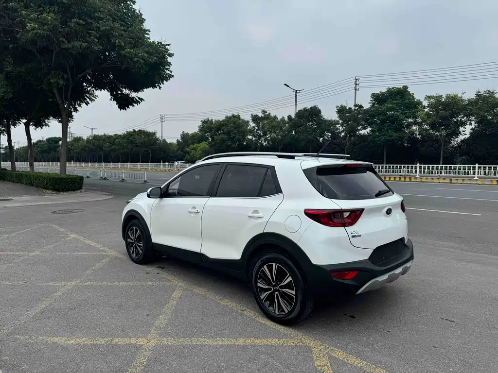 Kia KX1 2019