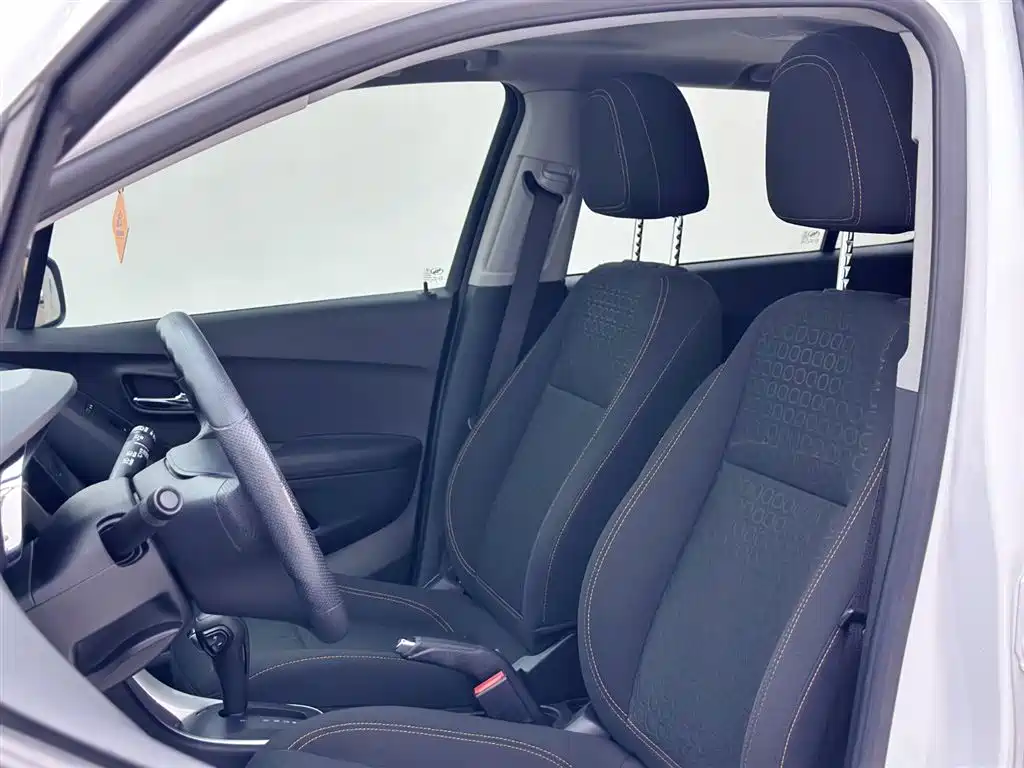 Chevrolet Trax 2017 — фото 20