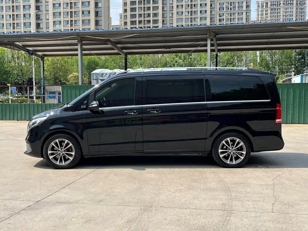 Mercedes-Benz V-Class 2022