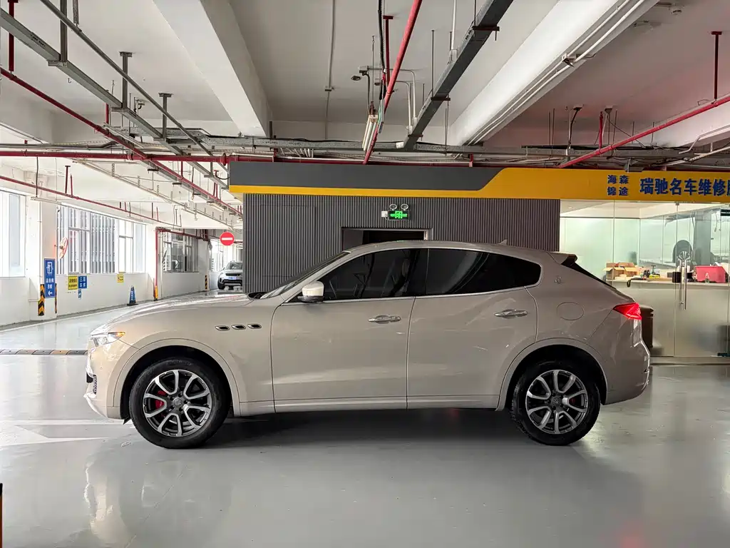 Maserati Levante 2018 — фото 3