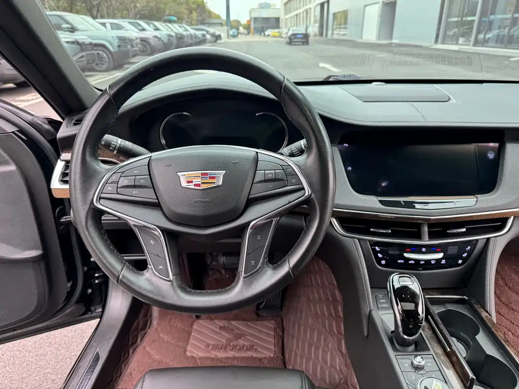 Cadillac CT6 2021 — фото 11