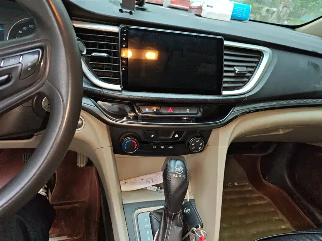 Buick Excelle 2016 — фото 10