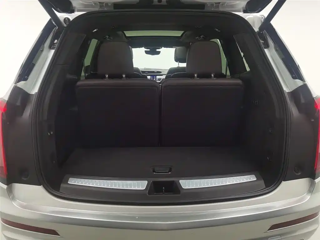 Cadillac XT6 2020 — фото 16