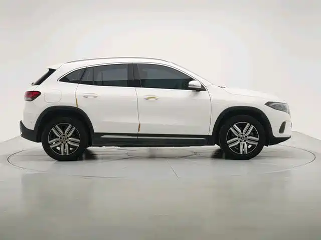 Mercedes-Benz EQA 2023