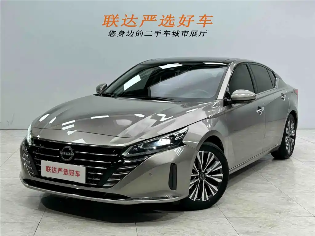 Nissan Teana 2022 — фото 1