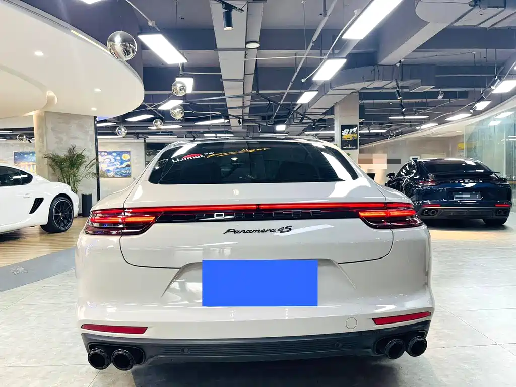 Porsche Panamera 2018 — фото 6